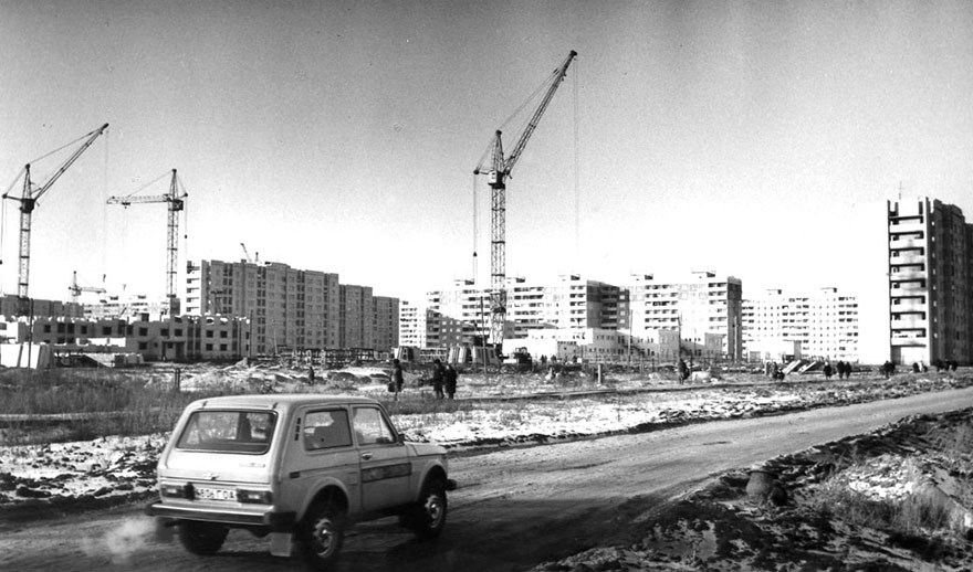 Строительство на улице Львовской