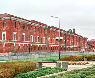 «Красные казармы» в Нижнем Новгороде продаются за 980 млн