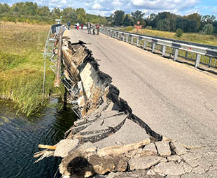 Стала известна причина обрушения моста в Воротынском районе Нижегородской области