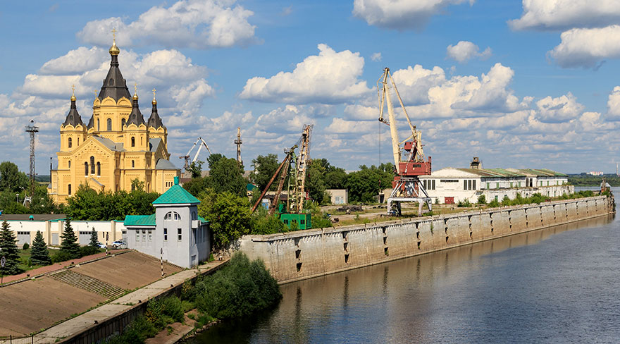 Портальный кран хотят вернуть на Стрелку в Нижнем Новгороде - изображение